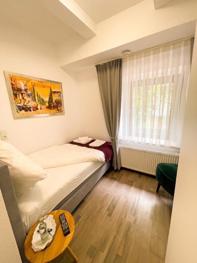 Hotel Kronenkurve Bergkamen Bagian luar foto